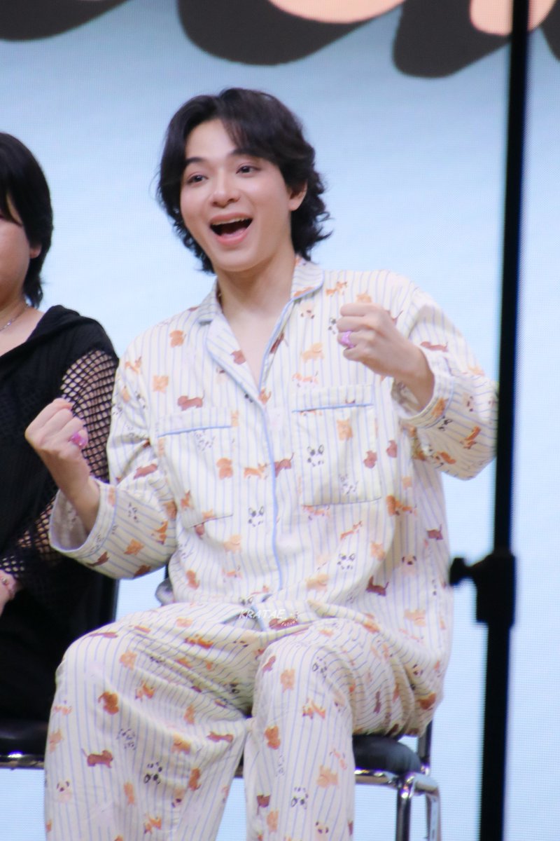 followu_kt's tweet image. เฮฮฮฮฮ้

:: 15112025 ::

MAXKYBAS OUR HOME

#MaxkyBas1stFM
#บาสเด็กอ้วนที่แท้จริง @basjtr