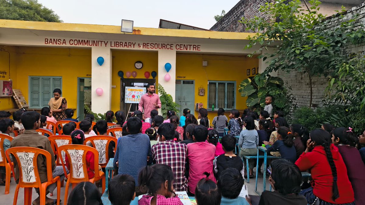 BansaLibrary's tweet image. Every child deserves a space that celebrates their curiosity. Celebrating Children’s Day with stories, laughter, and the quiet magic that unfolds when children find a space they truly belong to. Here’s a little glimpse into the joy at our Library yesterday.