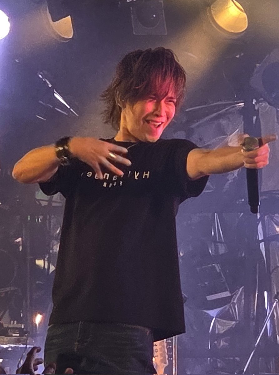 mekealohaHAWAII's tweet photo. INORAN TOUR Determine 2025 in渋谷

どなたか撃ち抜かれましたね🎶

#INORAN
#ニライカナイ
#Determin
#元気玉
#イノショ https://t.co/x3w126WdH8