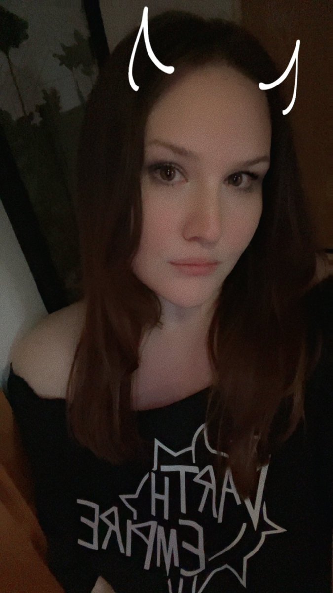 Never post anymore but found my old Darth shirt 🖕🏻🤙🏻🤙🏻