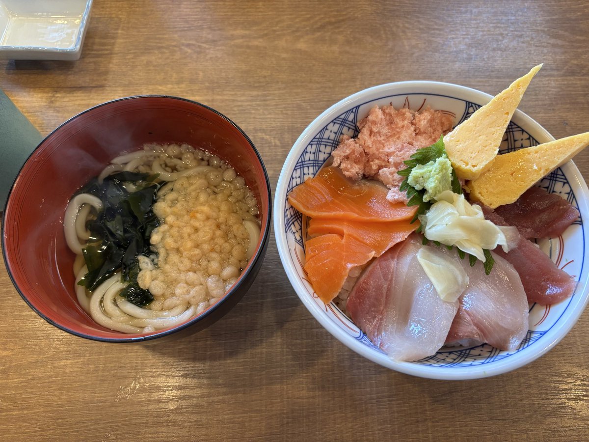 ランチは磯丸水産🐟
何年振りかでしたが美味しかった🐶✨