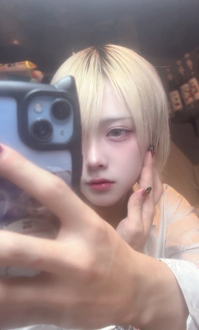 WHITE KINGDOM《池袋メンズコンカフェ》のツイート