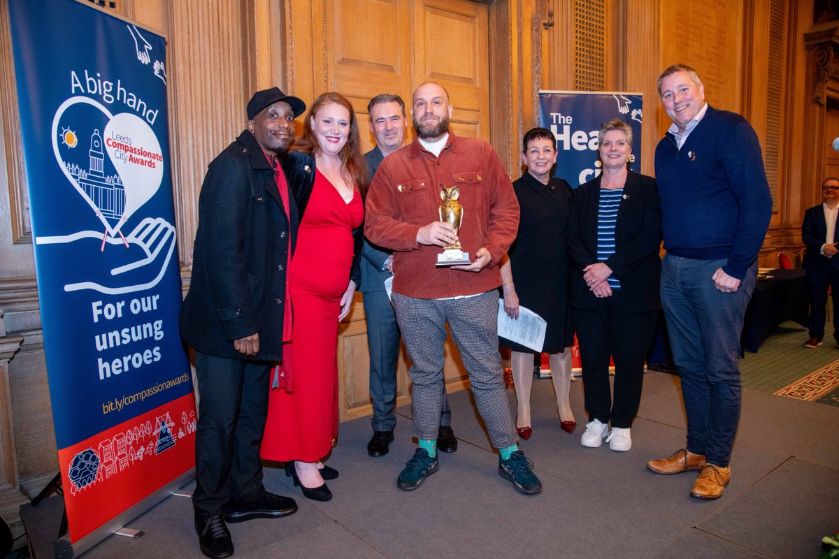 #LeedsNews: Parkinson’s Table Tennis Club Scoops Compassionate City Award. A pioneering table tennis club for people living with Parkinson’s disease has been named one of the winners at this year’s #CompassionateCityAwards leedsstar.co.uk/our-city/parki… #Leeds
