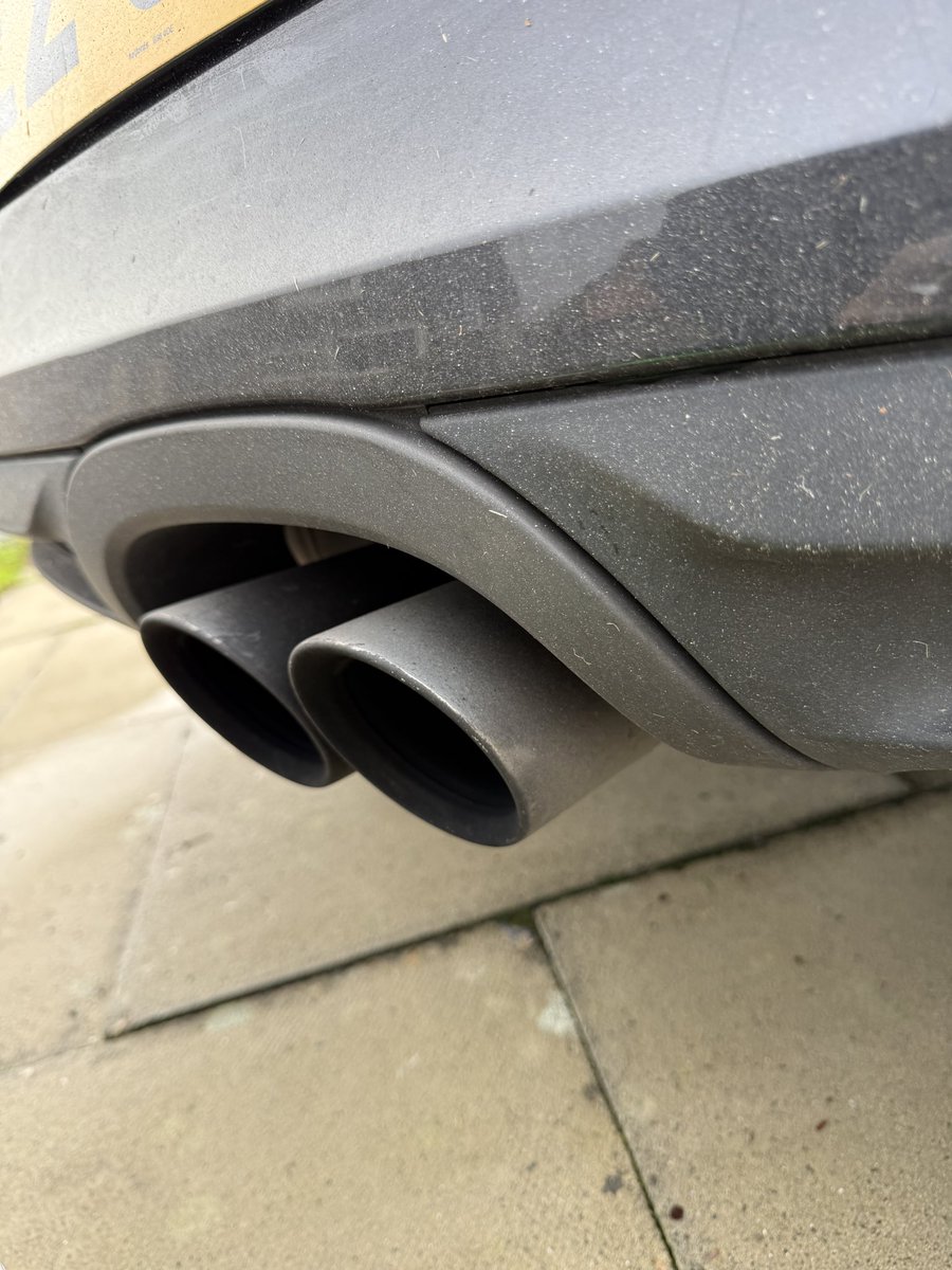 Oli Hughes tweet media