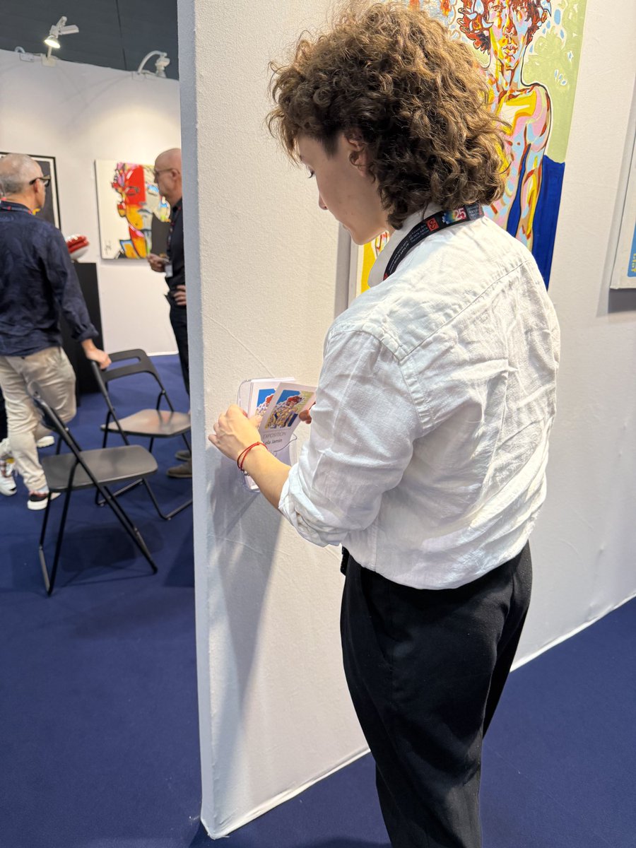 david_jamin's tweet image. Merci aux premiers visiteurs du salon Art3f de Mulhouse où nous sommes durant tout le week-end sur le stand de la Galerie ATO qui présente les œuvres (toiles et papiers!) de David et de Lola