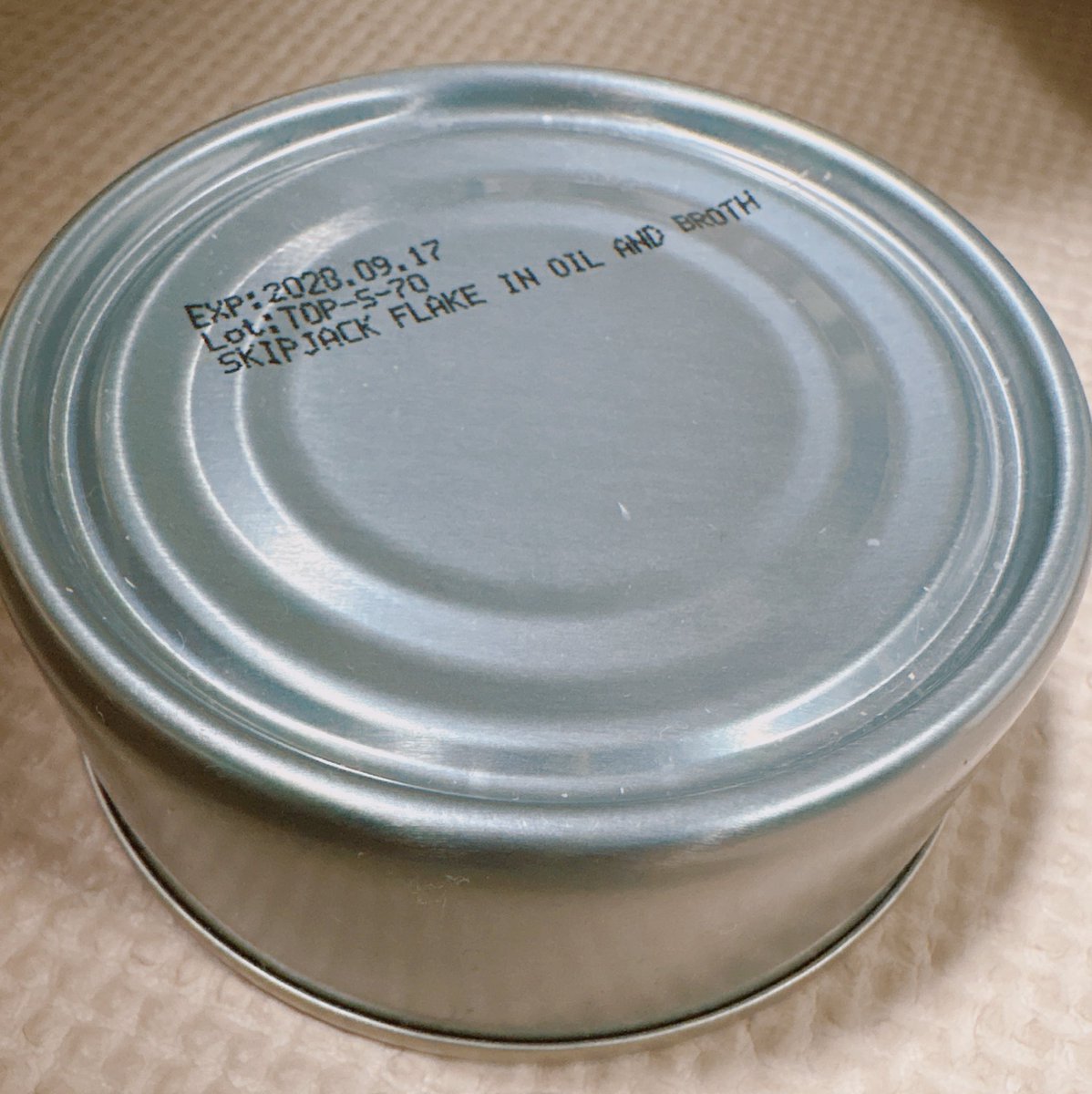 テスラ缶 えらい社長に貰ったテスラ缶、リビングに置いといたら「なにこれ……」っ