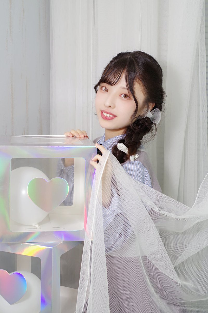 こんばんは🌛 ライブありがとうございました💞 今日チェキ書いてる時に