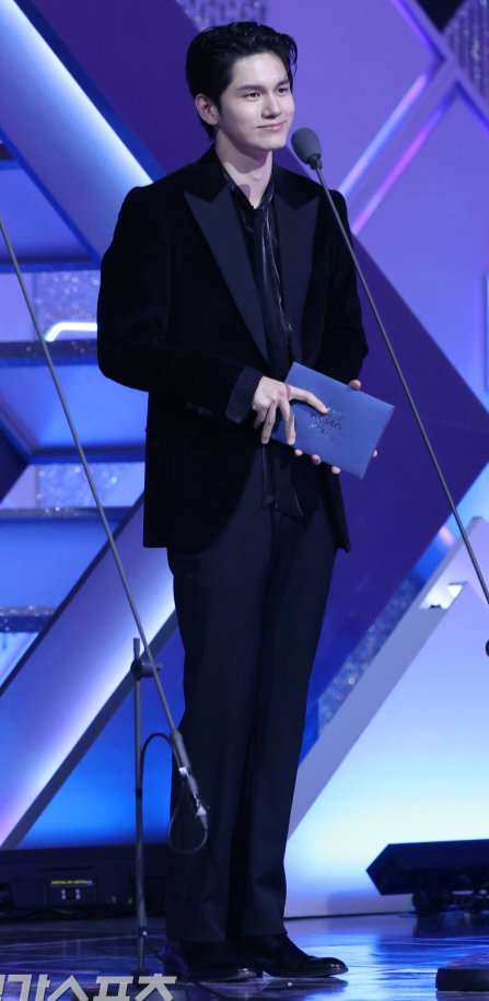 길쭉길쭉하다 길쭉길쭉한