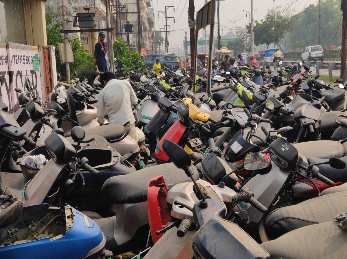 Dharmendra Thakur tweet media