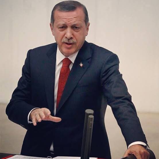 2028’de Erdoğan’ı tekrar seçmeye var mısınız? 

A) EVET
B) HAYIR