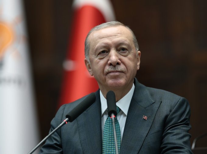 رجب طیب اردوغان، رئیس‌جمهور ترکیه به مناسبت چهل‌ودومین سالگرد تأسیس جمهوری ترک قبرس شمالی اظهار داشت:

- در این روز ویژه، درود و صمیمانه‌ترین آرزوهایم را به برادران و خواهران ترک‌ قبرسی خود تقدیم می‌کنم.

- یاد شهیدان قهرمان‌مان را با رحمت گرامی می‌دارم و از جانبازان‌مان با