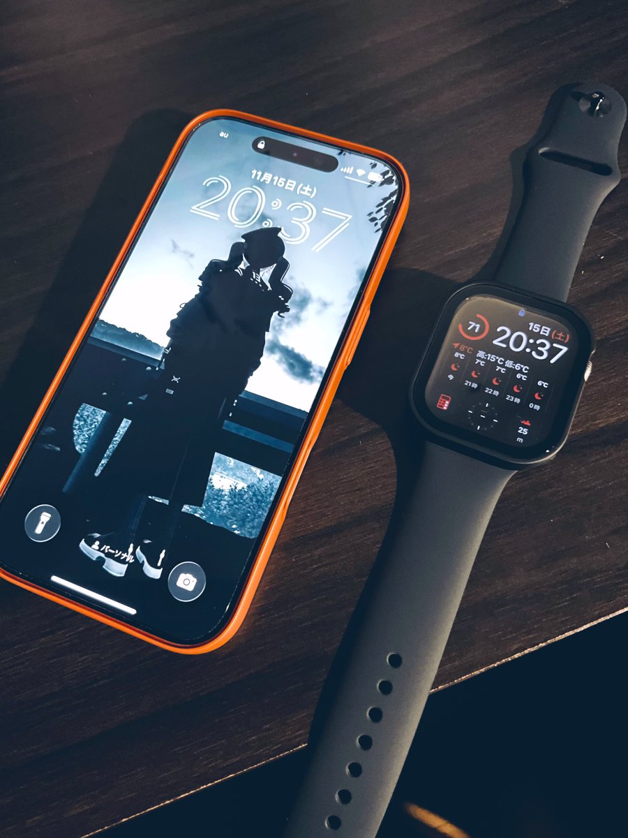 Milly_VRC's tweet image. iPhoneとAppleWatchを新しくした