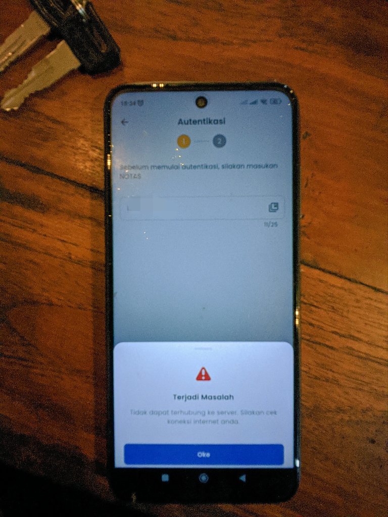 hey_goh's tweet photo. @taspen Sudah saya coba sambungkan ke jaringan wifi dan data regular tapi, tidak bisa autentikasi karena selalu "tidak dapat terhubung ke server. Silahkan cek koneksi internet anda".
Dan itu sudah terjadi sejak 1 November 2025. https://t.co/lTIA2L582W