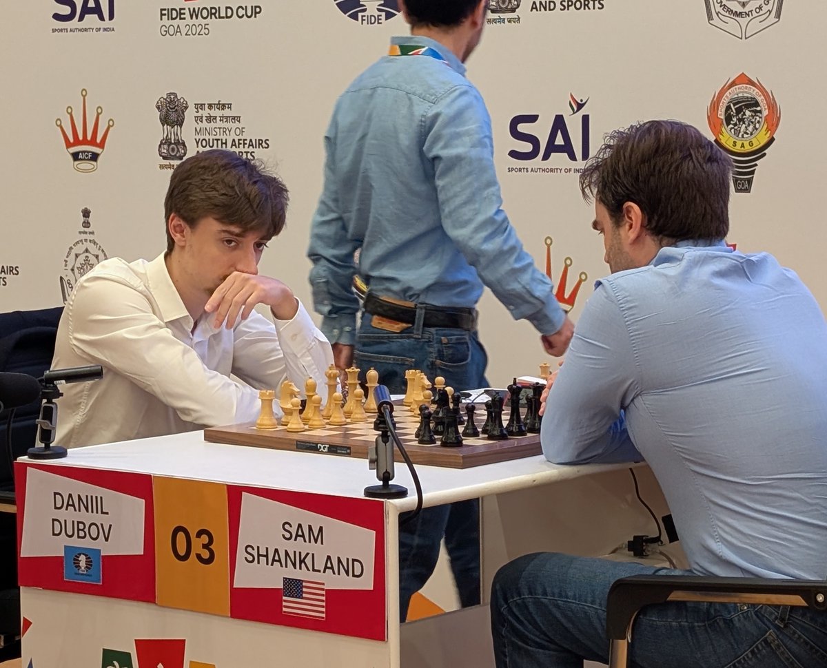 ChessbaseIndia's tweet image. FIDE World Cup Round 5.2: Two contrasting calm draws

Daniil Dubov and Aleksey Grebnev played two contrasting calm draws against Sam Shankland🇺🇸 and Andrey Esipenko

They all will play tie-break games tomorrow.

📷Shahid Ahmed

#Chess #ChessBaseIndia #FIDEWorldCup  #Draw…