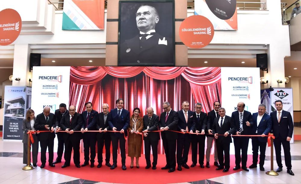 insaat_dunyasi's tweet image. Avrasya Pencere, Kapı ve Cam Fuarları İstanbul’da başladı buff.ly/MgfbyB9 #AvrasyaPencereKapıCam #Pencere #TÜYAP #Kapı #Cam #BuildingsMateriels #Construction