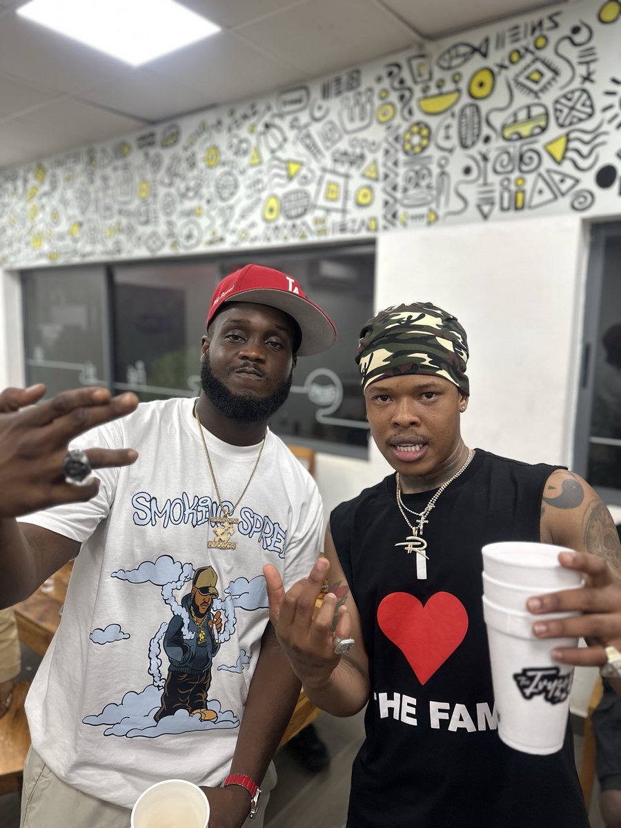 Fatboy__E's tweet image. GANG OUTSIDE FOR @Nasty_CSA IVYSON TOUR 📈