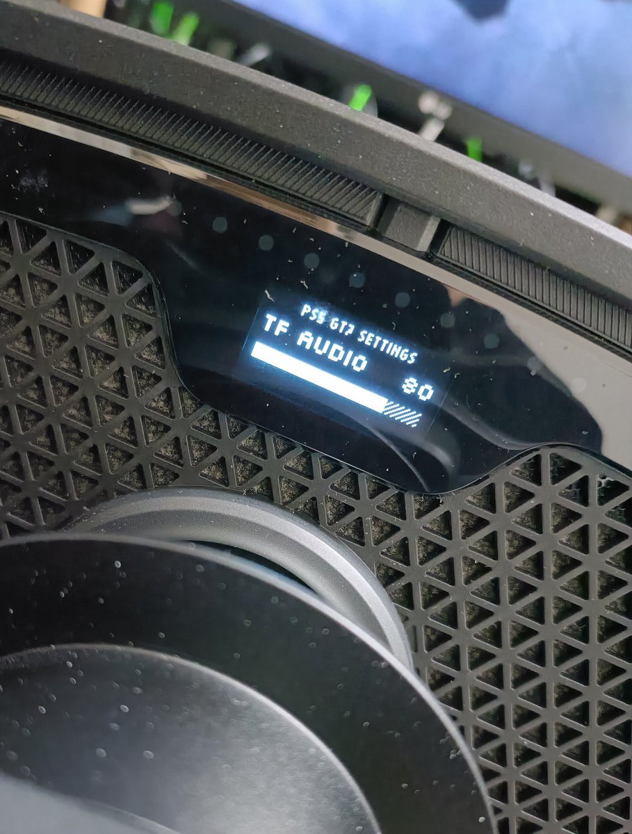 kamezo771's tweet image. まだPS5の #GT7 でしか確認してませんが
ロジさんのプロホイールのTF AUDIO設定
電源切ると100に戻っちゃいますね😿
#logicoolG
