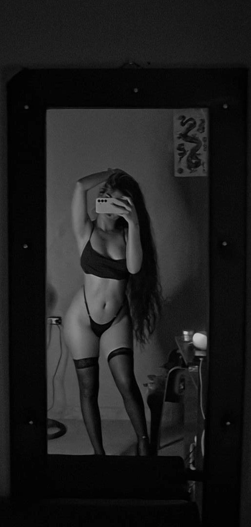 Holii ✨🩶
Ya me sigues en mis demás redes sociales? 😏🙈
Mi tg <a href="/Isa_Lopez4/">Isa 💚</a>