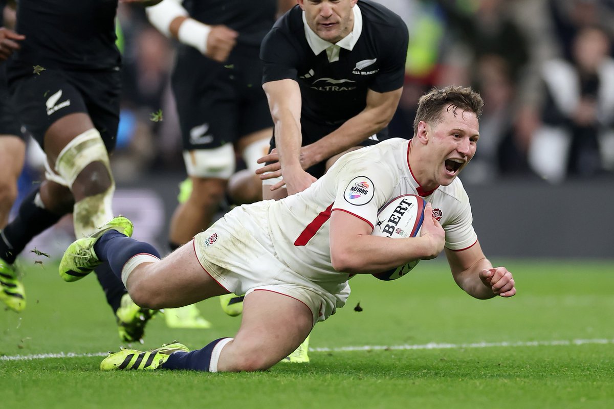 SaintsRugby's tweet photo. Yeeeesssss @FraserDingwall_ 🖤💚💛 https://t.co/TobbyP5oxu