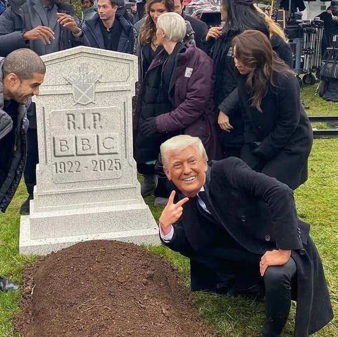 G5z0ve2XsAA_cRi?format=png&name=small