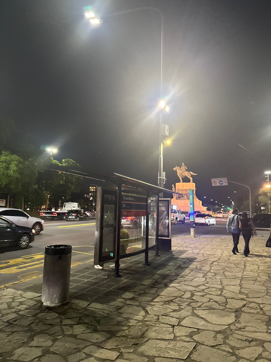 bonecato's tweet image. For everyone who’s coming to devconnect in Argentina, please read this:

Girls: never take a taxi alone at midnight.
Guys: never let your female friends take a cab alone at midnight.

Especially in the dangerous neighborhoods.
#devconnectarg #BA #devconnect