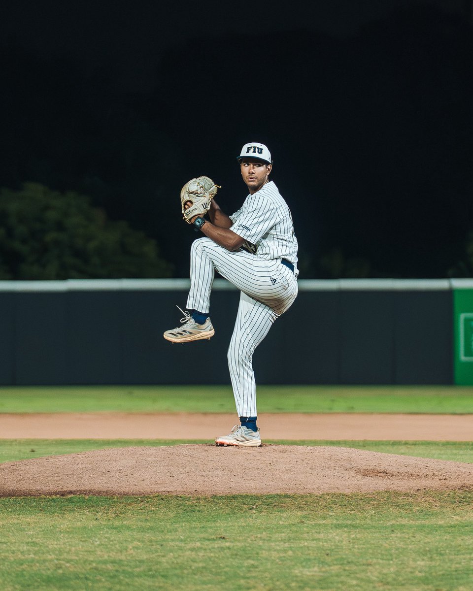 felt great to be back under the lights 🏟️