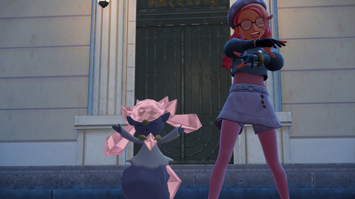 Dan Pineapple tweet media