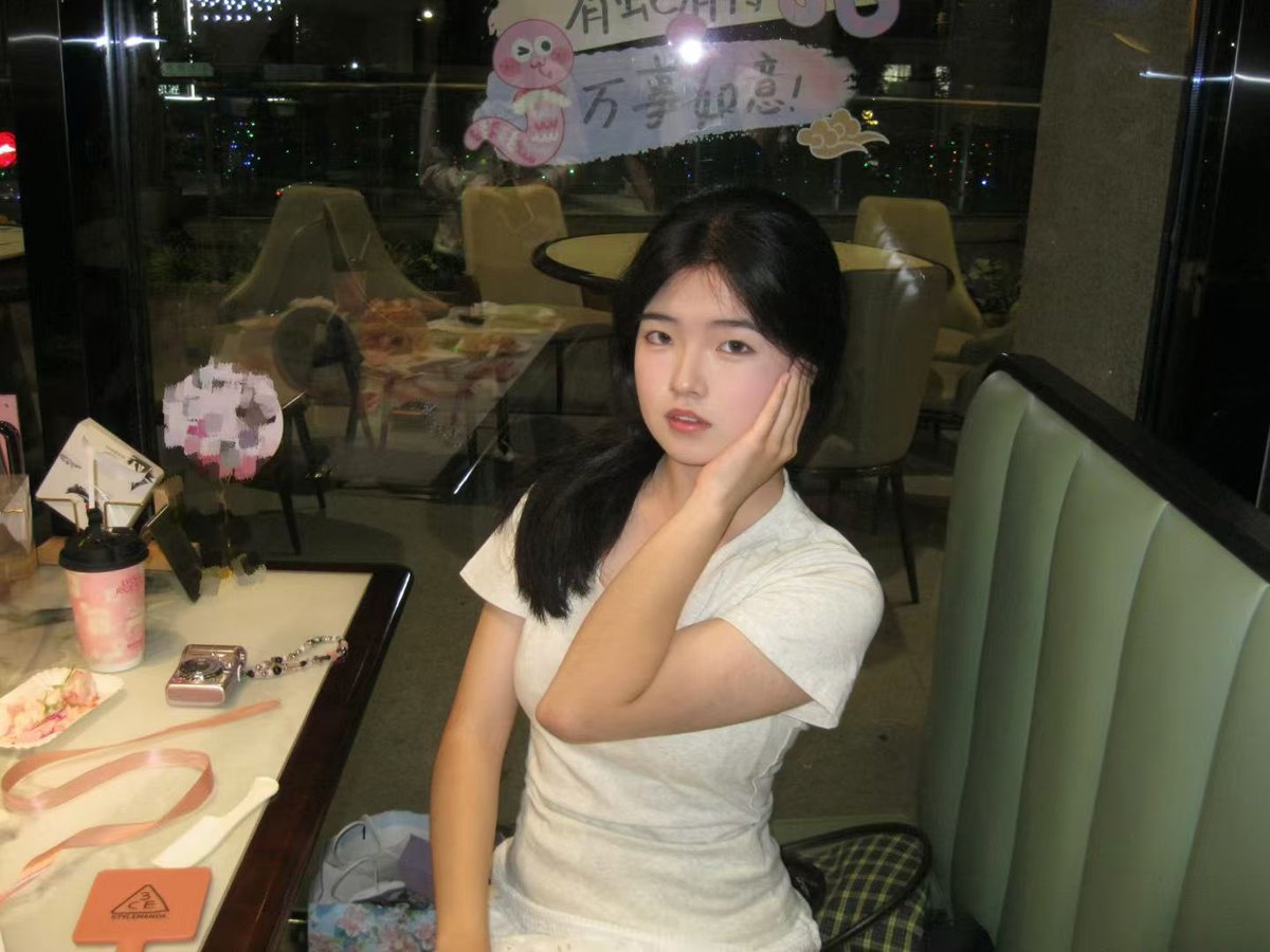 ToastBge's tweet photo. 胡蕊蕊 19岁
#推友投稿 #投稿女友 #分享女友 #反差女大 #绿帽 #NTR #绿瘾 #母狗 #女友生活照 https://t.co/4iiOvEv3bn