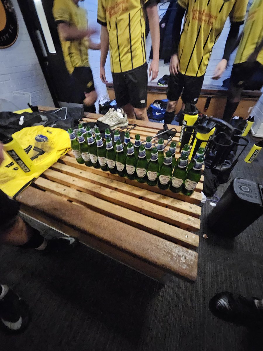 Kristopher Newby tweet media