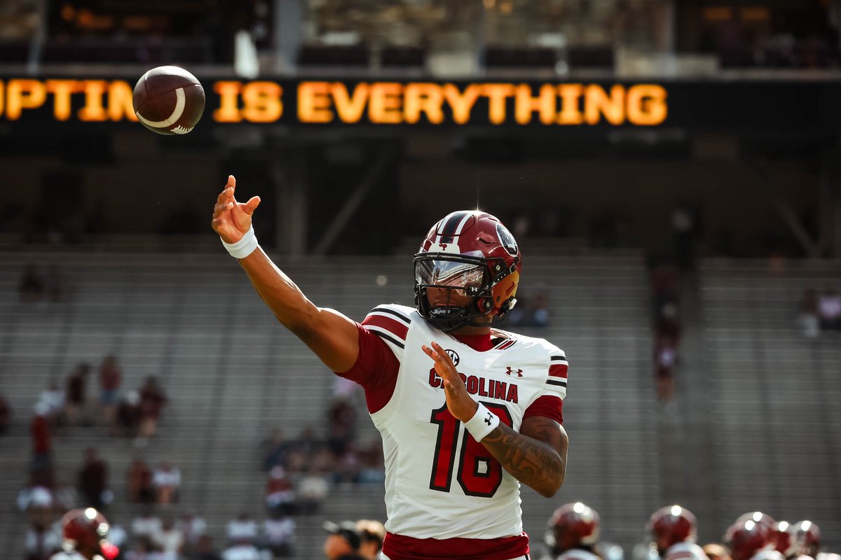 South Carolina Football tweet media