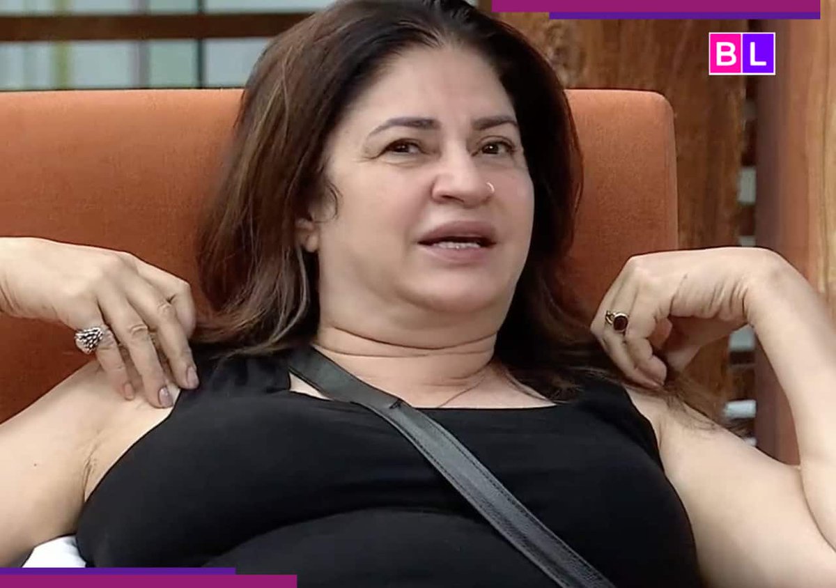 akkiw30's tweet photo. Ekdam ghtiya hai ye buddhi... #KunickaaSadanand 

#BiggBoss19 #BB19 #MaltiChahar https://t.co/XAm13UN6Nz
