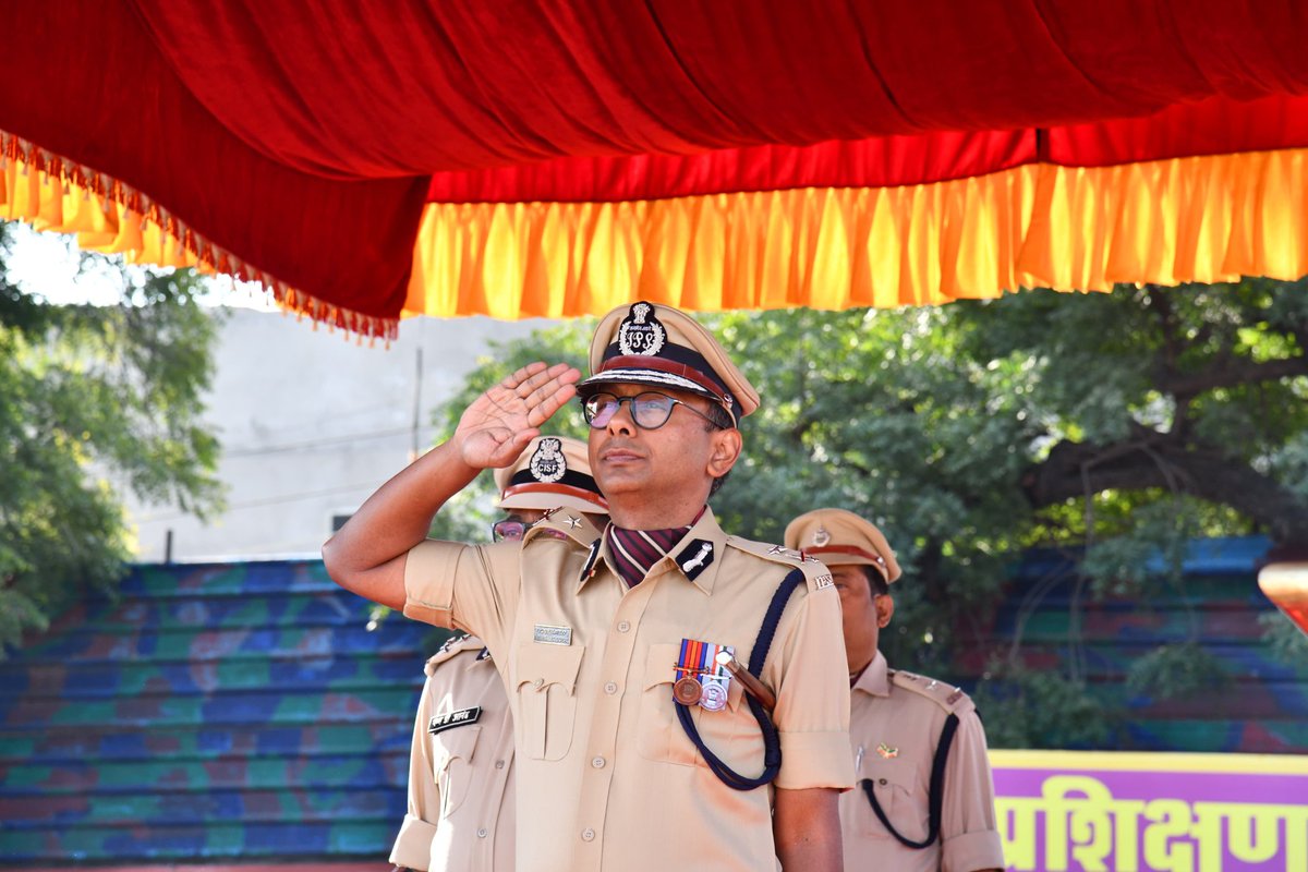 CISFTraining's tweet image. Passing Out Parade – 59th Batch Constable/GD at CISF RTC Deoli!🇮🇳

Shri Abhishek Goyal, IPS, IG/Western Sector, graced the Passing Out Parade as the Chief Guest at CISF RTC Deoli, where 1,702 trainees successfully completed their basic training and joined CISF. 🇮🇳
@CISFHQrs