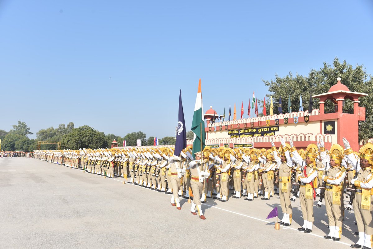 CISFTraining's tweet image. Passing Out Parade – 59th Batch Constable/GD at CISF RTC Deoli!🇮🇳

Shri Abhishek Goyal, IPS, IG/Western Sector, graced the Passing Out Parade as the Chief Guest at CISF RTC Deoli, where 1,702 trainees successfully completed their basic training and joined CISF. 🇮🇳
@CISFHQrs