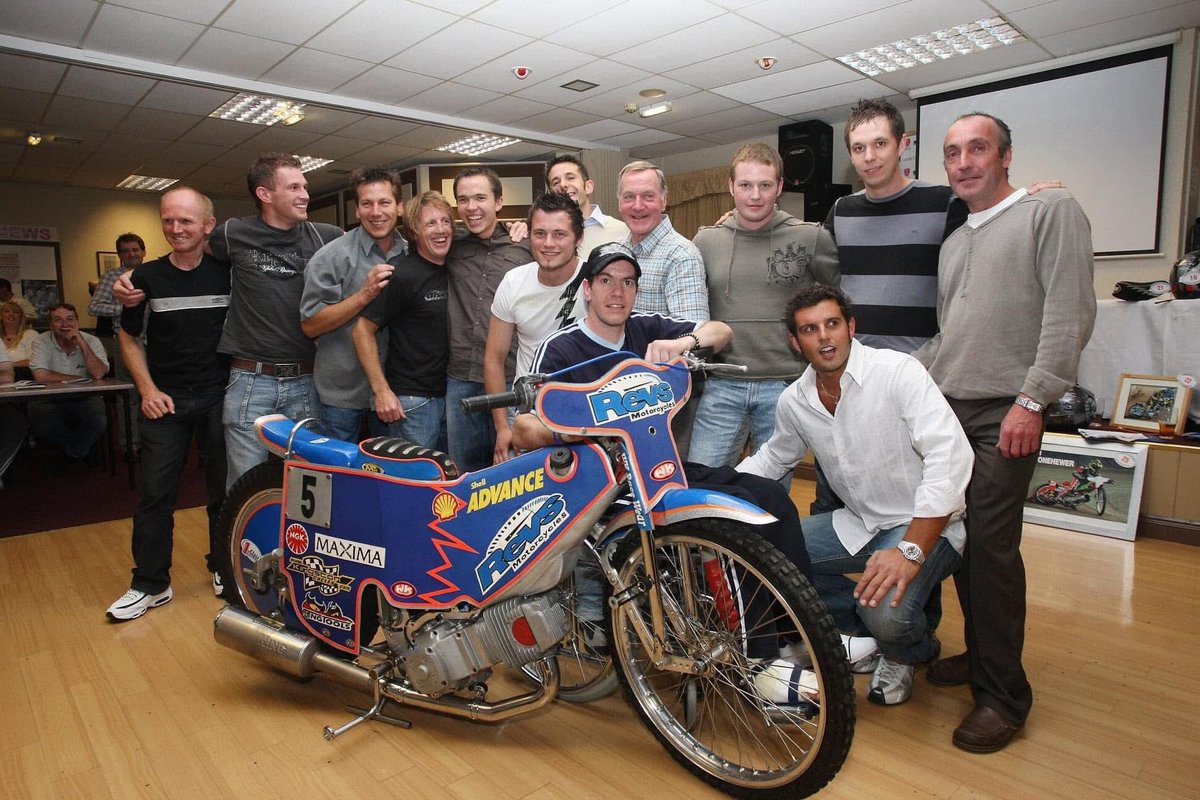 Fundraiser evening with the Speedway family for Steady. 💙

#HullNeedsSpeedway