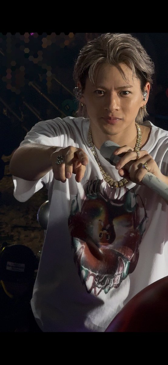 明日台湾へ帰国に出発するんだけど、荷造りするものがまだいっぱいある😱😱
荷造りしなきゃ🫠🫠🫠🫠🫠

神席動画撮影スクショ2枚、
紫耀担どうぞ❤️
目…合ったよね😳😳

ヤバいヤバいヤバいヤバい🥹🥹🥹

#Niらいぶ_宮城day1
#Niらいぶ
#Number2_TOUR