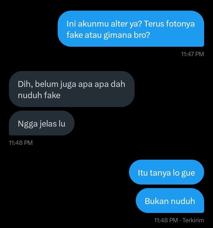 dickbertasbih's tweet photo. Coba, menurutmu itu gue nuduh atau tanya? Coba telaah. Terus mungkin kepalang malu kayaknya, terus gue diblock🙃 gue spill orangnya ntar tambah rame lagi🥱 https://t.co/fyCKUn7fRR