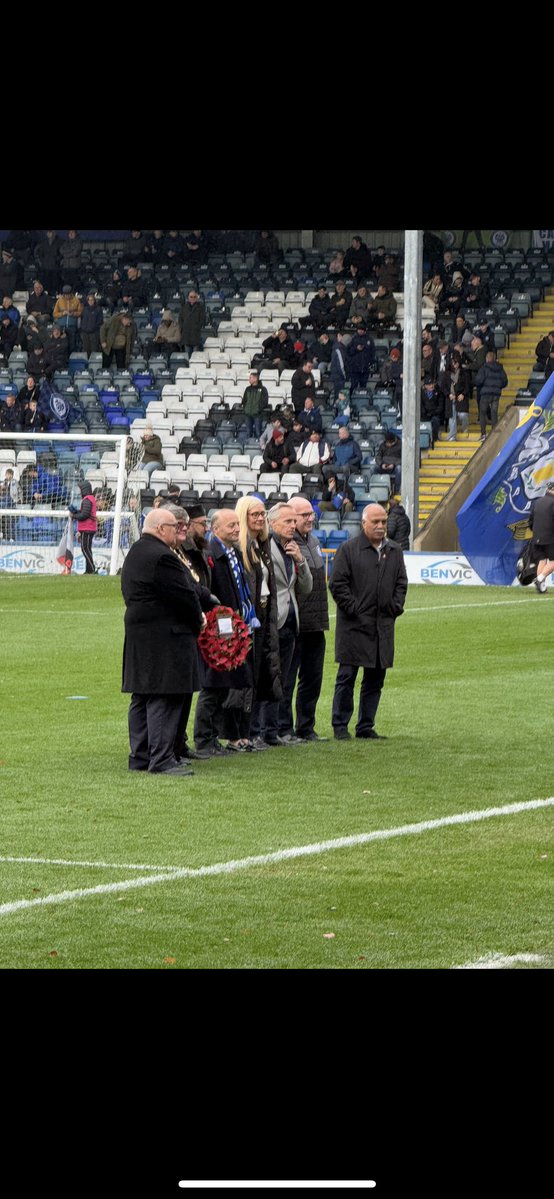 TarranRebecca's tweet image. Honoured and privileged to attend the Remembrance fixture at @officiallydale with @JEMsoc @leerigbyfdn @GMLO_UK Fantastic 3 points too!