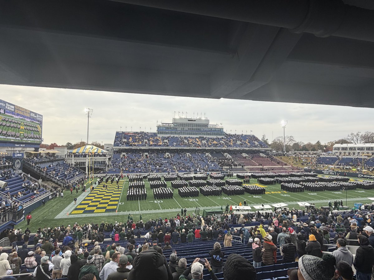 LETHALWEAPONMV's tweet image. #USF #Navy