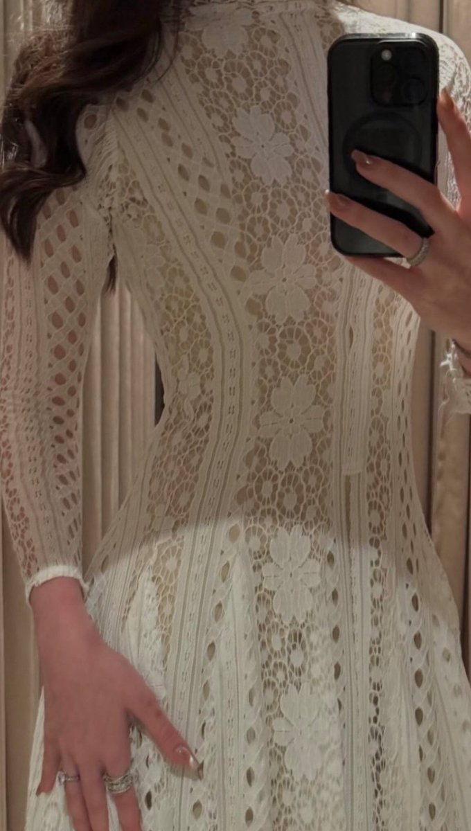 دانتيل اكمام طويله اناقة ذووووقي الفستان من شي ان 😍