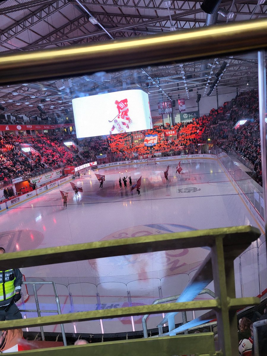 sofialinnd's tweet image. Sca, jag är i dig och ska förtära öl. Kanske råkar skrika några könsord