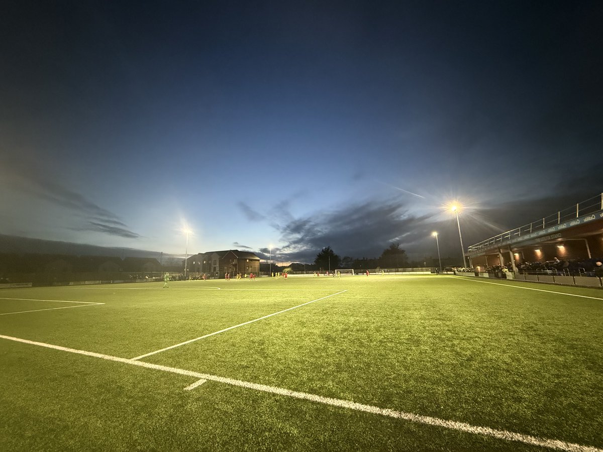 PompeyNewsNow's tweet image. FT: @MONEYFIELDSFC 4-2 @South_ParkFC 

🟡🟡 Franklyn 
🟡 Singerr 
🟡 Blankson 

#LocalFootball #NonLeague 

@IsthmianLeague