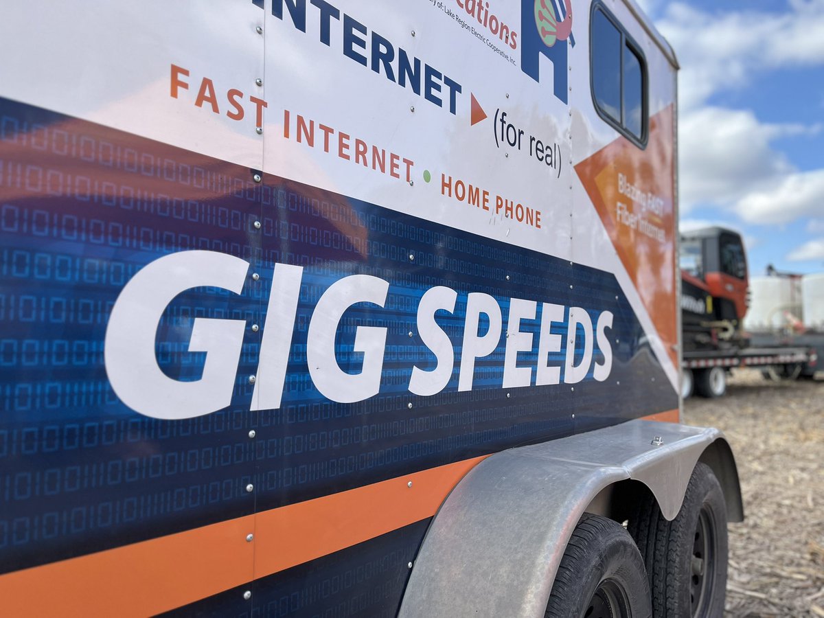 OK_Broadband's tweet image. The office was in Wagoner County near the town of Okay, celebrating the launch of a $1.5 million broadband expansion project.

Lake Region Technology and Communications will be connecting local homes and businesses via fiber optic technology.