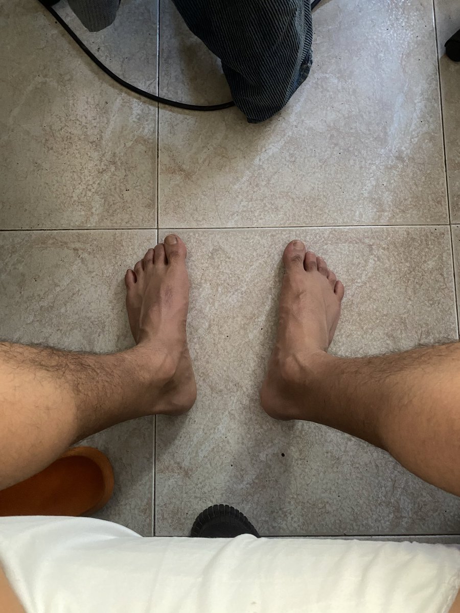 New day, same problem
#polla #cock #feet #dom #sub