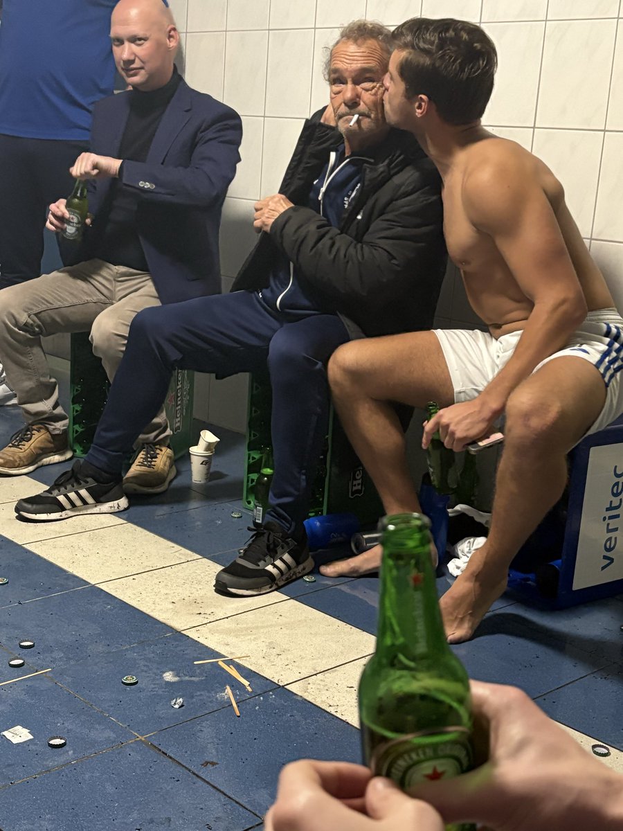 Timkoek's tweet image. Spakenburg 2 pakt de periode en daar zijn we blij mee 🤩