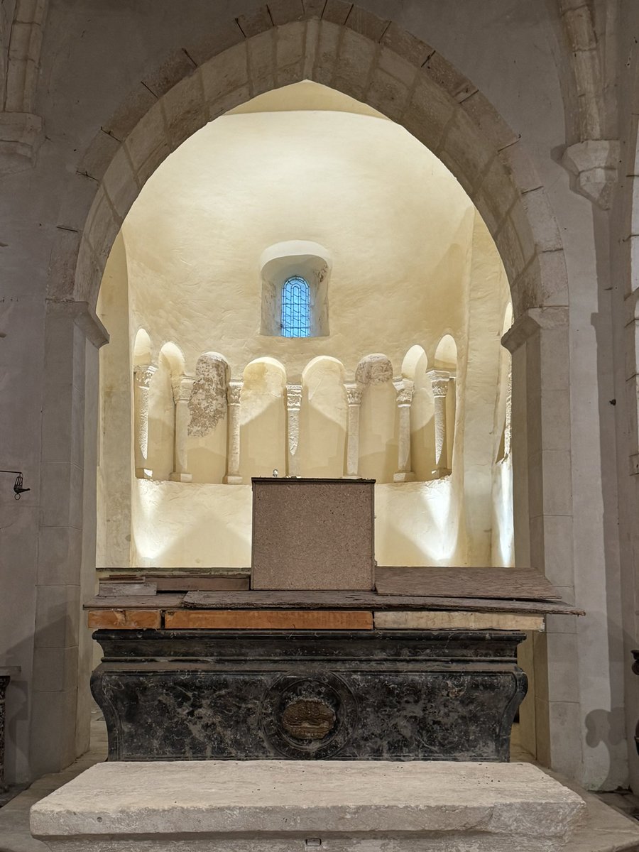 alainhoupert's tweet image. Visite du chantier de rénovation des parties classées de l’église Notre-Dame de  Salmaise. Du haut de son clocher dix siècles vous contemplent !