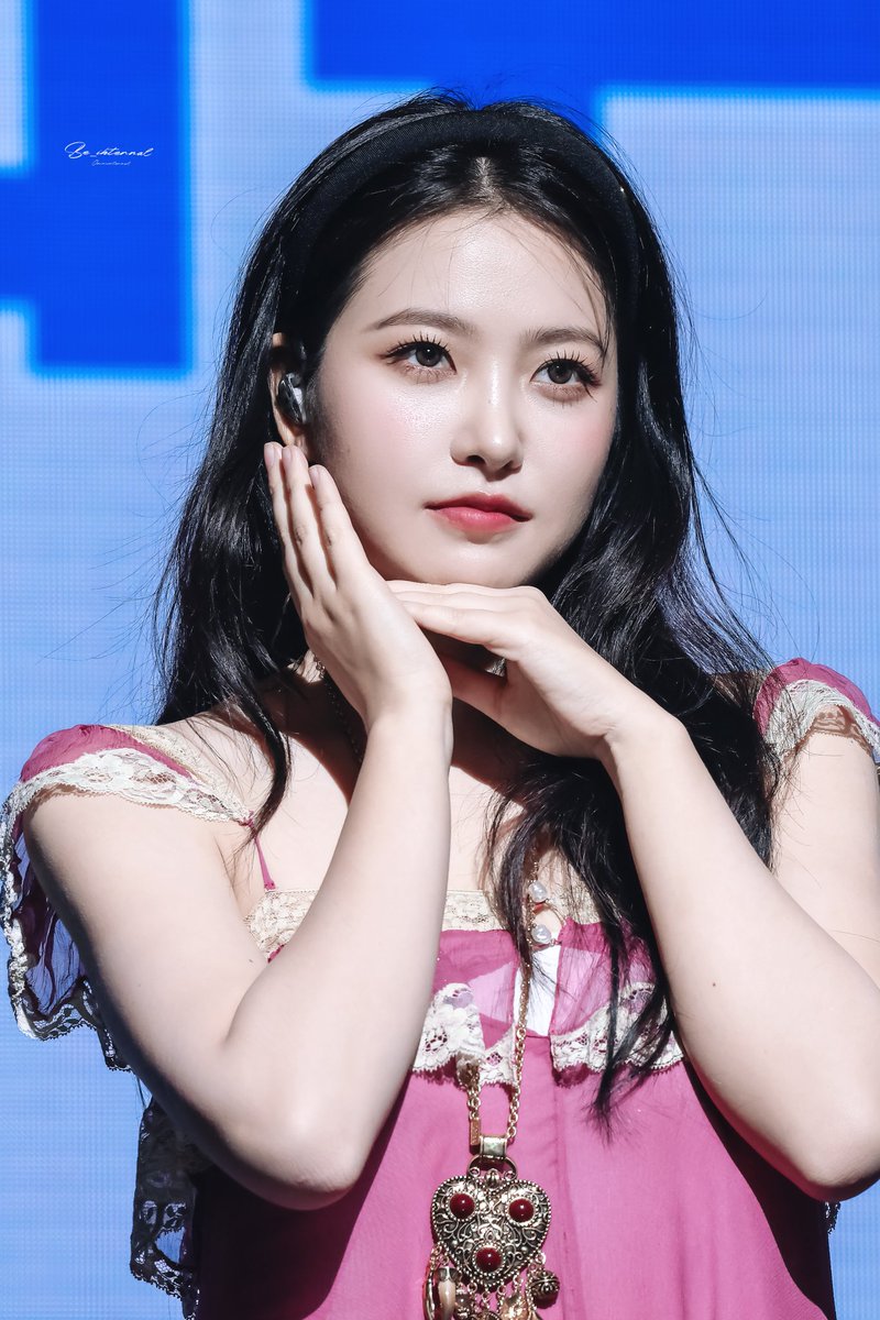 be_internal's tweet image. 251115 Act1:Yerim
👑

#예리 #YERI #김예림 
#RedVelvet #레드벨벳