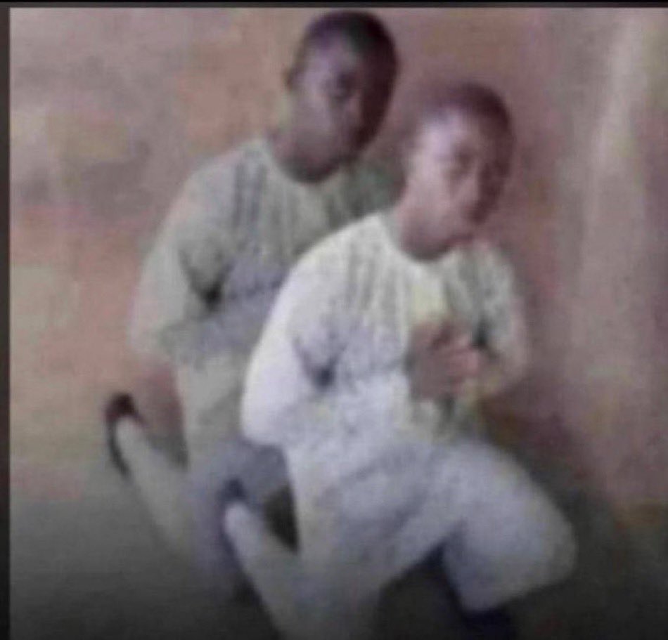 Agently looking for a gear box re Hiace 4x4 

Anaro ndibate titaurirane