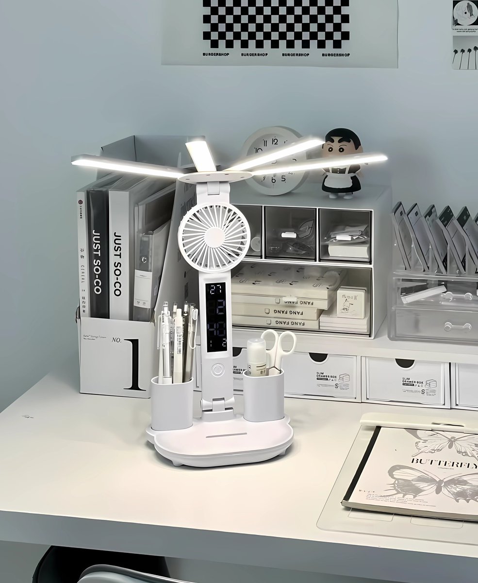 haivcy's tweet image. just found the most useful, multifunction desk lamp ever

this lamp has a fan, a clock, a pen holder and a phone stand