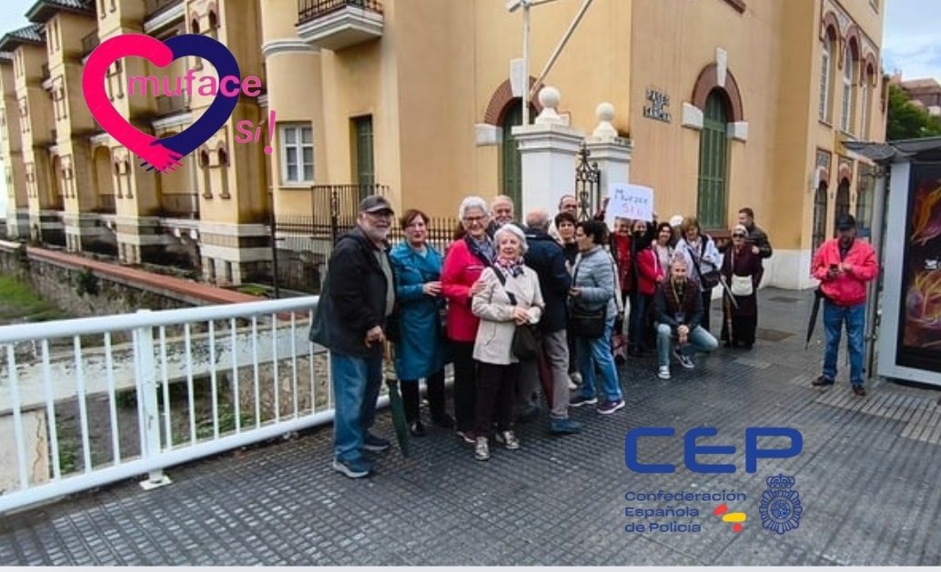 Cepoliciamalaga's tweet photo. 💪 ¡Lucha por #MufaceSi!
​@cep_cepolicia  apoyando a #MufaceSi en #Malaga, único sindicato. Seguimos en la lucha y ofrecemos nuestra infraestructura por el futuro de @mufaceoficial, que @desdelamoncloa quiere claudicar.
​@sanidadgob @ppopular @vox_es #SanidadPública #Mutualismo https://t.co/Q80WX4jvU1
