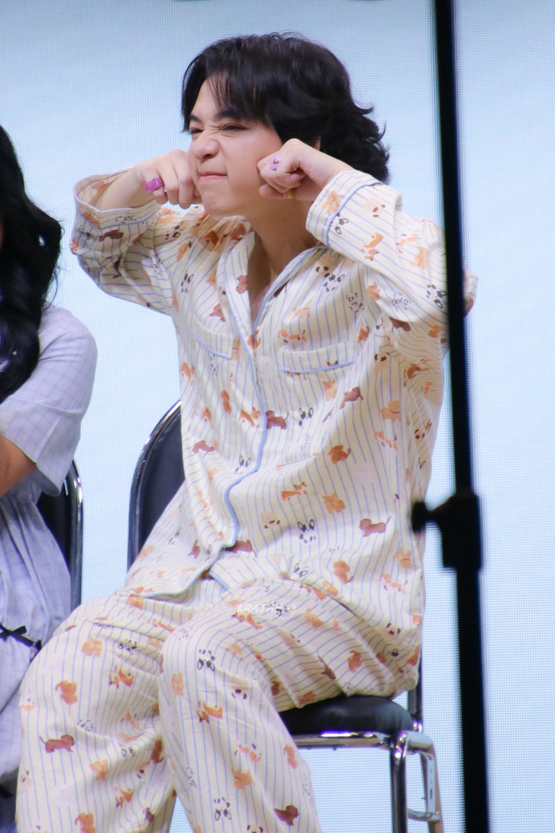 followu_kt's tweet image. โอ่ยยยย มันเข้วๆๆ

:: 15112025 ::

MAXKYBAS OUR HOME

#MaxkyBas1stFM
#บาสเด็กอ้วนที่แท้จริง @basjtr